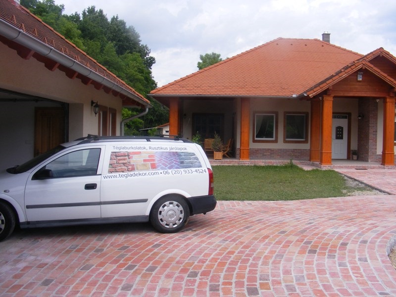 t�gla aut� gar�zs