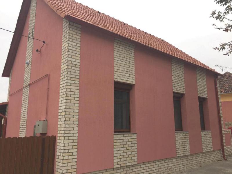 beige cream sz�n� rusztikus t�glaburkolat