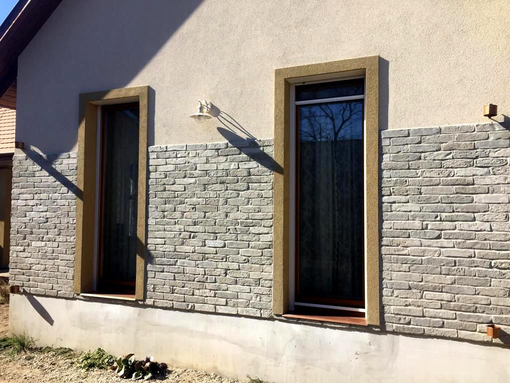 vil�gos sz�rke sz�n� t�gla