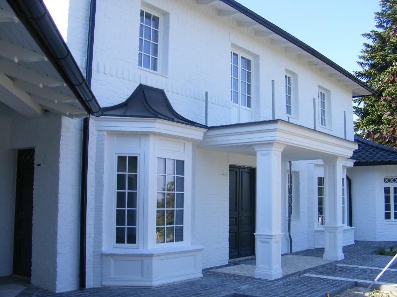 feh�r rusztikus homlokzat