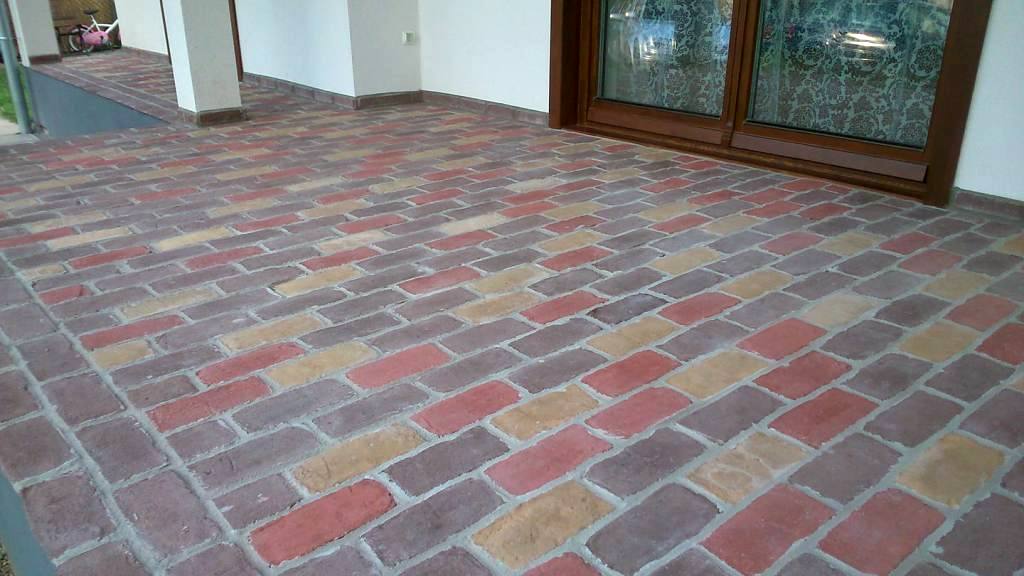 t�gla j�r�lap fagy�ll� vegyes �szilomb