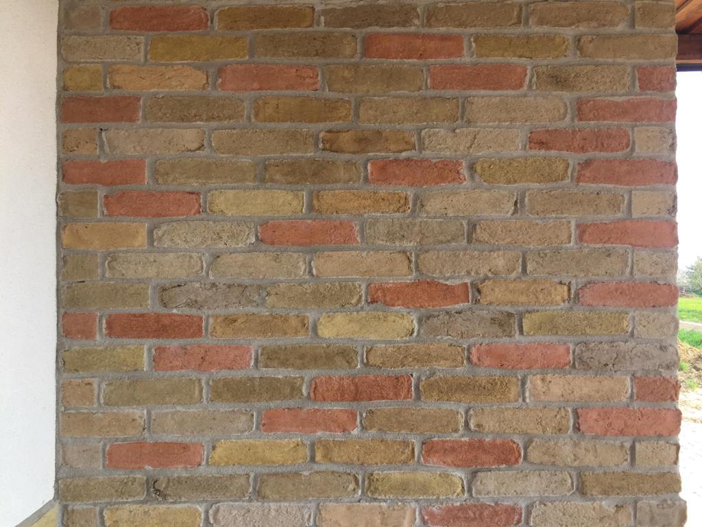 �szilomb szeletelt t�gla t�glaburkolat