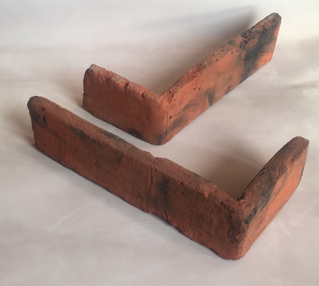 rusztikus sarokelem v�r�s loft p�rk�nyelem